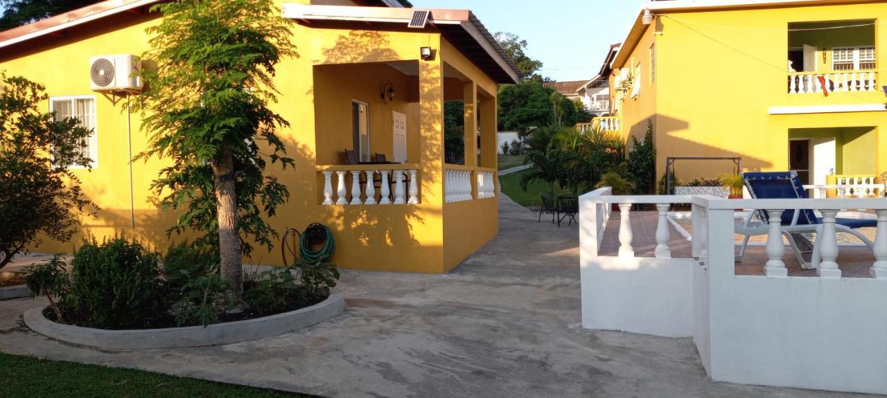 Bed and Breakfast Modrians Runaway Bay Zewnętrze zdjęcie